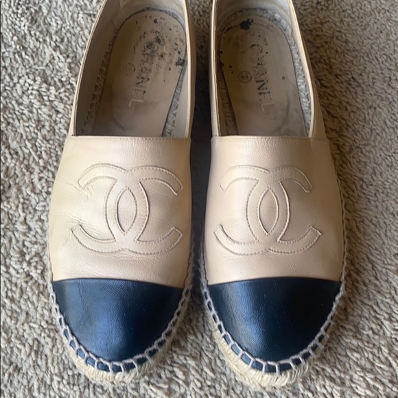 Chanel Shoes - Picture 2 of 7